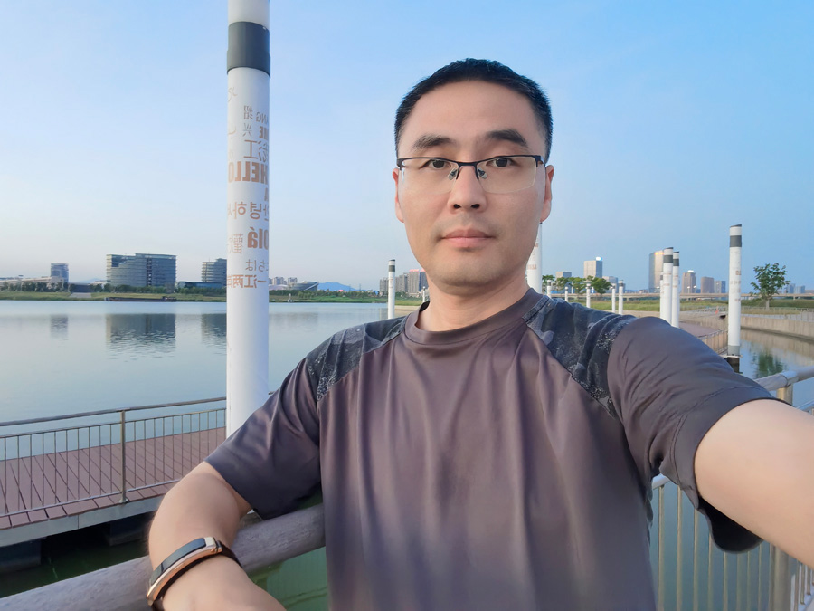 2022年度尊龙凯时人生就是搏医药金鹰斗争者——汤  旗